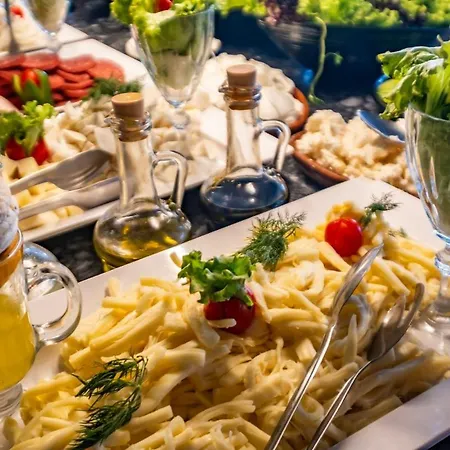 Club Sideris Halal Family